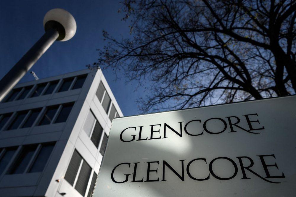 Обвиняемый в коррупции Glencore признал себя виновным